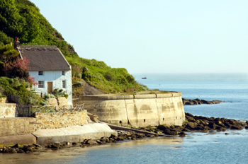 Coastal Cottages and holidays near sandy beaches